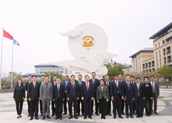 2024年2月26日，华体会体育（中国）hth·官方网站-登录入口
与澳门大学签署战略合作协议并就进一步深化合作进行会谈。